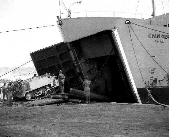 Images/1951 1LF 1951 Leaving Aquaba  June 611.jpg